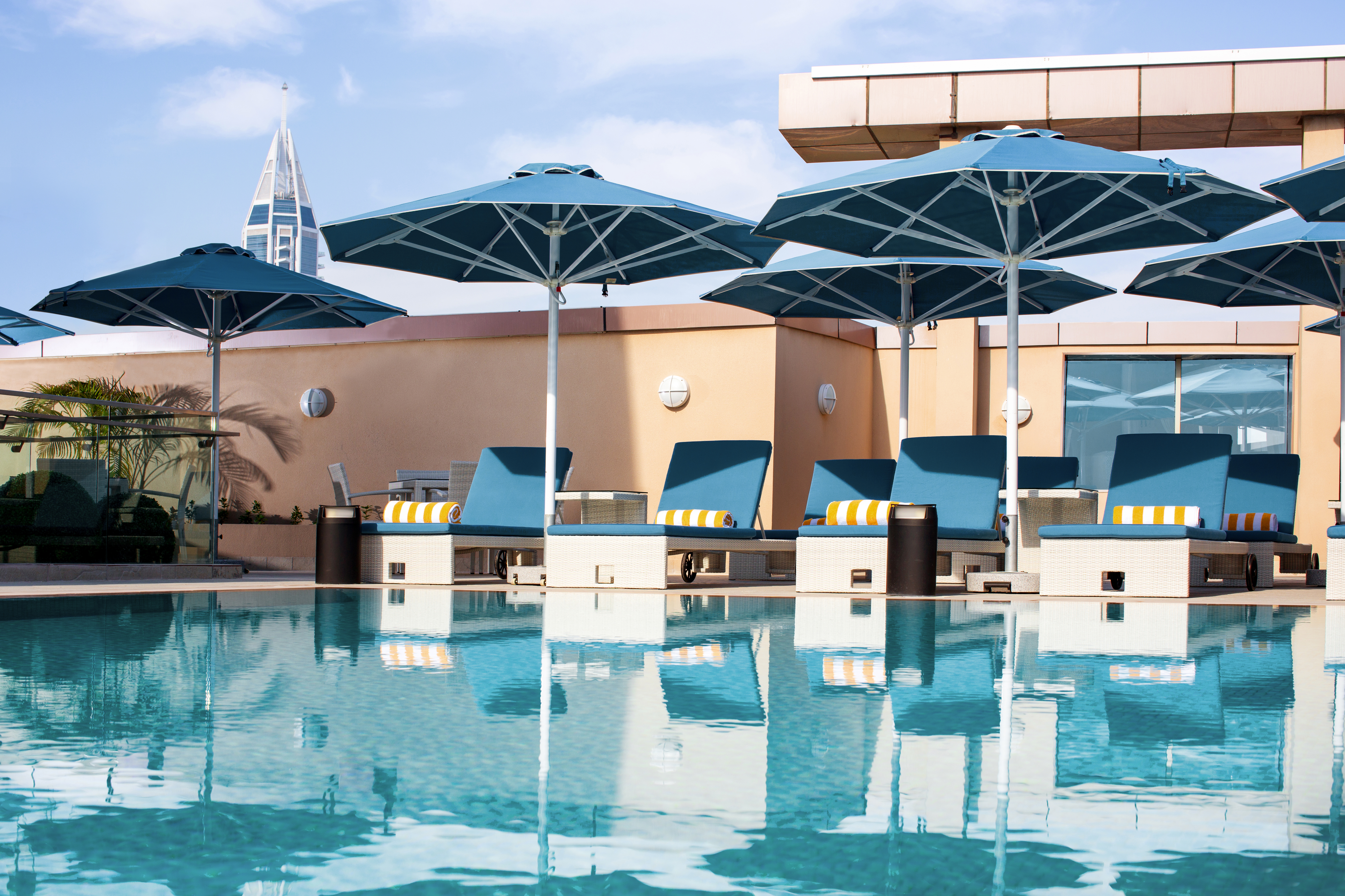 Pullman Jumeirah Lakes Towers Hotel & Residence